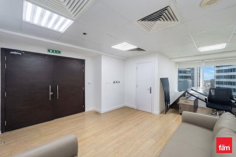 Bureau à vendre à  Business Bay, Dubai, EAU 135.3 m2 № 722148 - photo 8