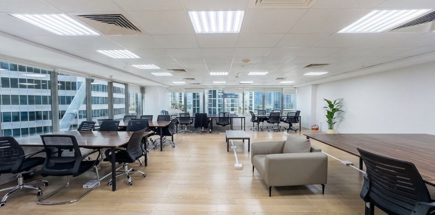 Bureau à Business Bay, Dubai, EAU: 135.3 m2 № 722148