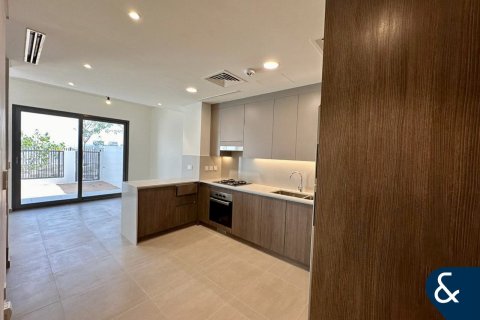 Villa till försäljning i Tilal Al Ghaf, Dubai, UAE 3 sovrum, 145 kvm Nr. 667243 - fotografi 2