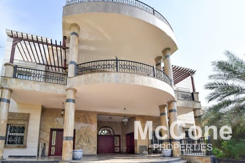 Vila v Emirates Hills, Dubai, SAE 6 ložnice, 1778.35 m² Č.: 587576 - fotografie 19