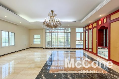 Vila v Emirates Hills, Dubai, SAE 6 ložnice, 1778.35 m² Č.: 587576 - fotografie 4