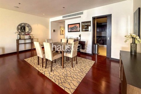 Apartment in Palm Jumeirah, Dubai, UAE 1 bedroom, 142 sq.m. № 625784 - photo 4