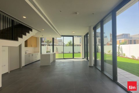 Villa sa Dubai, UAE 4 silid-tulugan, 389.9 sq.m. № 701252