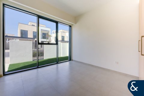 Villa itt: Arabian Ranches 3, Dubai, EAE, 4 hálószoba, 412 m², azonosító: 666961 - fénykép 8