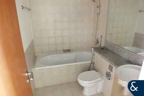 Apartamento en venta en Greens, Dubai, EAU 3 dormitorios, 136 m2 № 666964 - foto 8