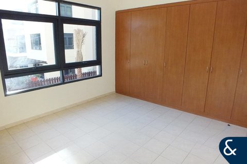 Apartamento en venta en Greens, Dubai, EAU 3 dormitorios, 136 m2 № 666964 - foto 10