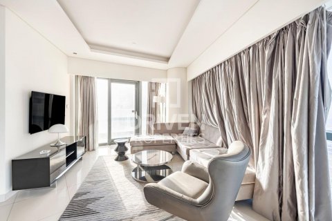 Apartment in Business Bay, Dubai, UAE 3 bedrooms, 189 sq.m. № 602110 - photo 2