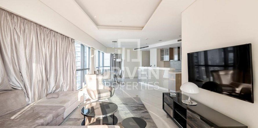 Apartment in Business Bay, Dubai, UAE 3 bedrooms, 189 sq.m. № 602110