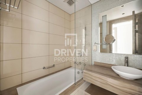Apartment in Business Bay, Dubai, UAE 3 bedrooms, 189 sq.m. № 602110 - photo 22