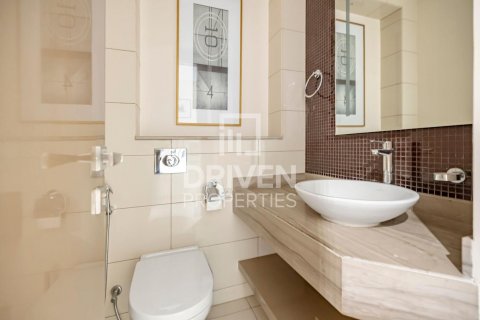 Apartment in Business Bay, Dubai, UAE 3 bedrooms, 189 sq.m. № 602110 - photo 13