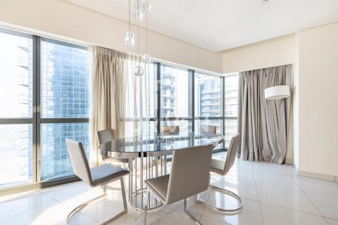 Apartment in Business Bay, Dubai, UAE 3 bedrooms, 189 sq.m. № 602110 - photo 12
