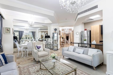 Пәтер Дубай Марина, БАӘ-да 2 жатын бөлмелер, 131 м² № 602111 - фото 4