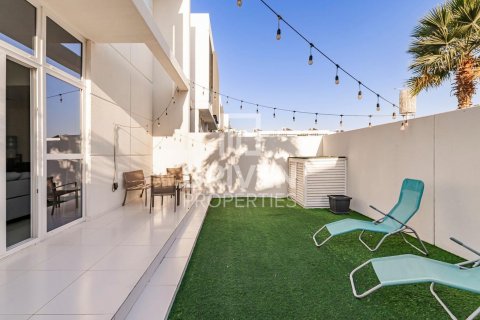Řadový dům v DAMAC Hills (Akoya by DAMAC), Dubai, SAE 3 ložnice, 175 m² Č.: 602410 - fotografie 8