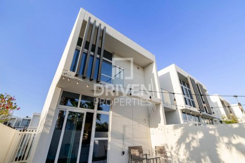 Řadový dům v DAMAC Hills (Akoya by DAMAC), Dubai, SAE 3 ložnice, 175 m² Č.: 602410 - fotografie 15