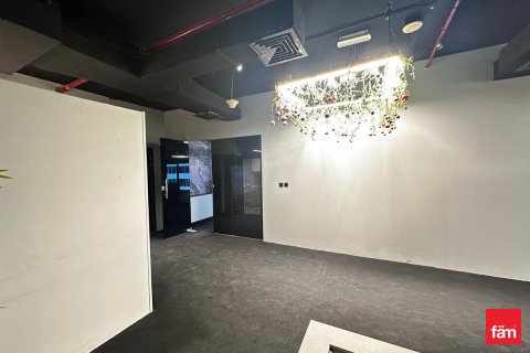 Bureau à louer à Business Bay, Dubai, EAU 98.2 m2 № 694094 - photo 9