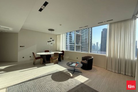 Apartman u DIFC, Dubai, UAE 2 spavaćih soba, 118.7 m2 Br. 694096 - fotografija 5