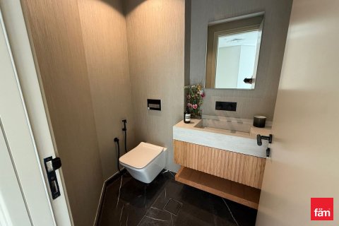 Apartman u DIFC, Dubai, UAE 2 spavaćih soba, 118.7 m2 Br. 694096 - fotografija 15