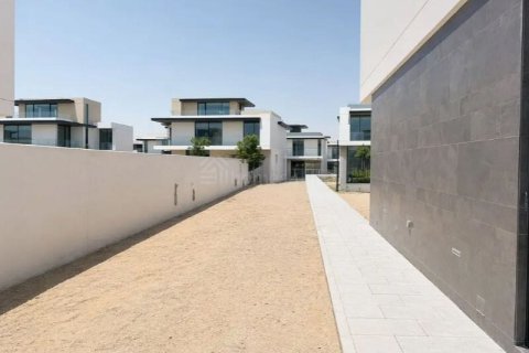 Villa in The Valley, Dubai, UAE 5 bedrooms, 930 sq.m. № 719686 - photo 8