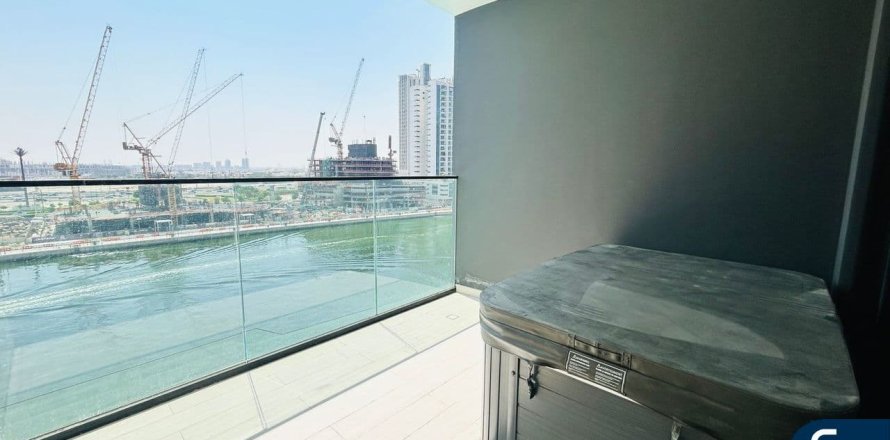 Apartmen di TRILLIONAIRE RESIDENCES di Business Bay, Dubai, UAE 1 bilik, 50 meter persegi № 698491