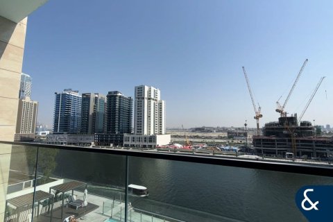 Apartmen di TRILLIONAIRE RESIDENCES di Business Bay, Dubai, UAE 1 bilik, 50 meter persegi № 698491 - foto 14