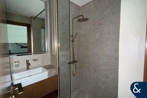 Apartmen di TRILLIONAIRE RESIDENCES di Business Bay, Dubai, UAE 1 bilik, 50 meter persegi № 698491 - foto 9