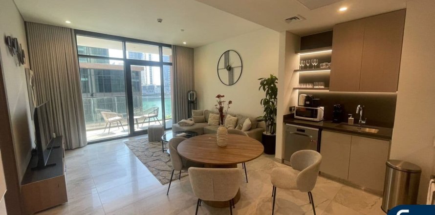 Lakás a PENINSULA FOUR THE PLAZA lakóparkban itt: Business Bay, Dubai, EAE, 1 hálószoba, 77 m², azonosító: 698490