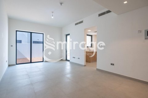 Řadový dům na Yas Island, Abu Dhabi, SAE 2 ložnice, 168.7 m² Č.: 574165 - fotografie 2
