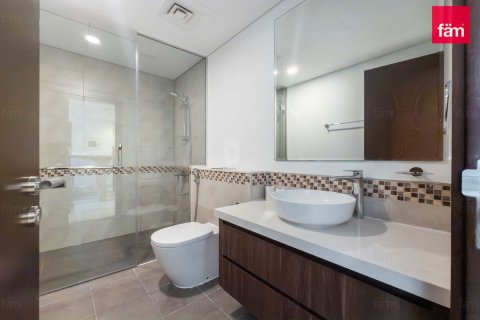 Business Bay, Dubai, UAE의 임대용 아파트 침실 2개, 83.6제곱미터 번호 721189 - 사진 15