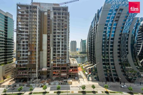 Business Bay, Dubai, UAE의 임대용 아파트 침실 2개, 83.6제곱미터 번호 721189 - 사진 11