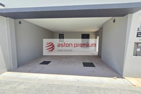 Adosado en alquiler en Jebel Ali, Dubai, EAU 4 dormitorios, 252 m2 № 721191 - foto 14