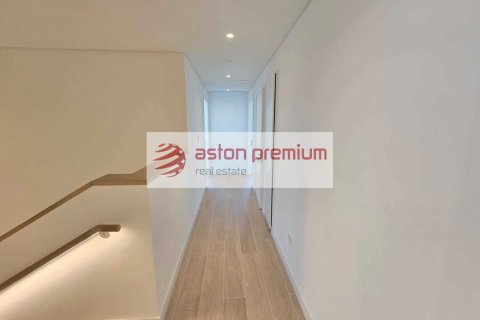 Adosado en alquiler en Jebel Ali, Dubai, EAU 4 dormitorios, 252 m2 № 721191 - foto 27