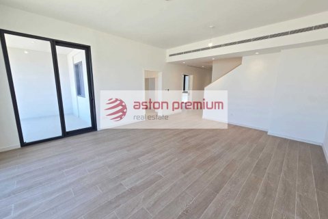 Adosado en alquiler en Jebel Ali, Dubai, EAU 4 dormitorios, 252 m2 № 721191 - foto 3