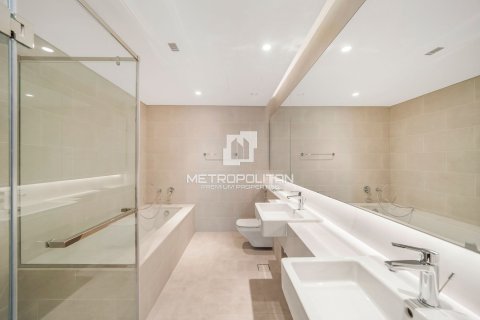 Lägenhet till försäljning i Al Wasl, Dubai, UAE 2 sovrum, 141 kvm Nr. 663502 - fotografi 15