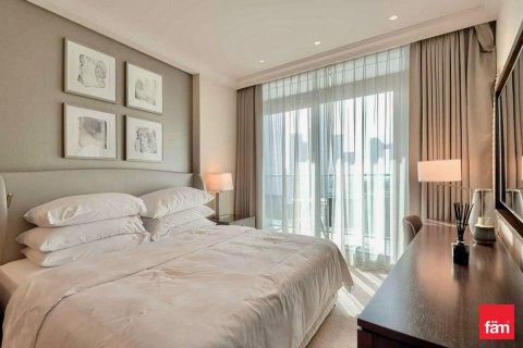 Apartemen di Downtown Dubai (Downtown Burj Dubai), UEA 1 kamar tidur, 79.3 m2 nomor 646855 - foto 6