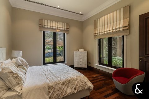 Вилла Emirates Hills, Дубай, БАӘ-да 7 жатын бөлмелер, 1059 м² № 667084 - фото 25