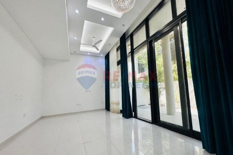 Vilë në DAMAC Hills (Akoya by DAMAC), Dubai, Emiratet e Bashkuara Arabe 3 dhoma gjumi, 253.2 m2. № 566551 - Foto 20