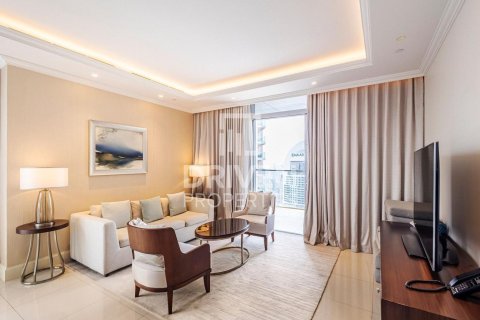 Apartment til leje i Downtown Dubai (Downtown Burj Dubai), Dubai, UAE 2 soveværelser, 146.79 kvm № 745478 - foto 3