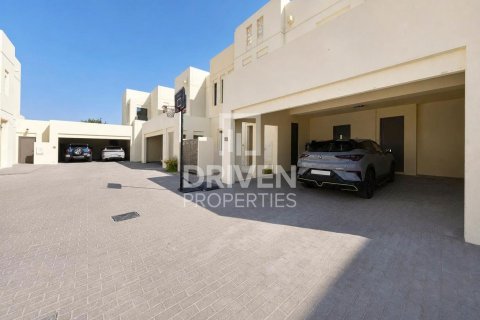 Villa uthyres i Reem, Dubai, UAE 3 sovrum, 308.35 kvm Nr. 745476 - fotografi 25
