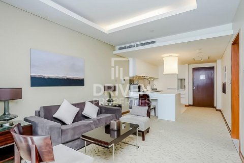 Apartment in Downtown Dubai (Downtown Burj Dubai), UAE 1 bedroom, 68 sq.m. № 601932 - photo 3
