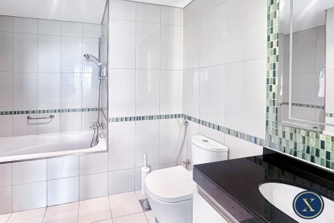 Apartment in Dubai Marina, UAE 2 bedrooms, 121 sq.m. № 628175 - photo 11