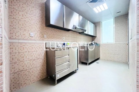 Apartmen di Dubai Sports City, UAE 2 bilik tidur, 135 meter persegi № 628172 - foto 2
