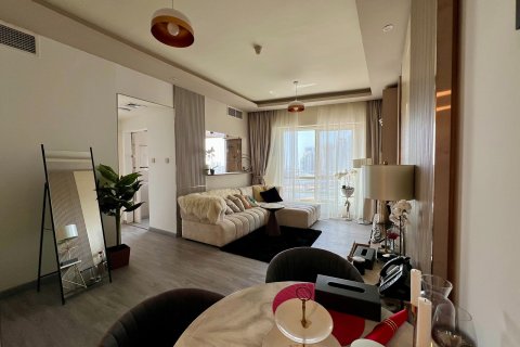 Apartmen di Jumeirah Lake Towers, Dubai, UAE 1 bilik tidur, 69.41990869 meter persegi № 692038 - foto 12