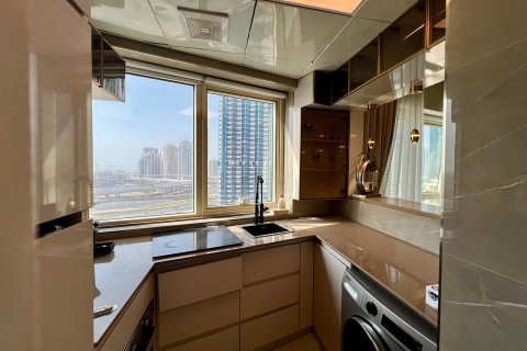 Apartmen di Jumeirah Lake Towers, Dubai, UAE 1 bilik tidur, 69.41990869 meter persegi № 692038 - foto 6