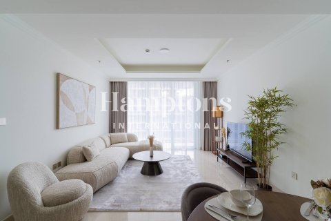 Apartmen di Dubai Harbour, UAE 1 bilik tidur, 74.04369100 meter persegi № 692037 - foto 9