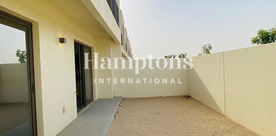 Adosado en Dubai South (Dubai World Central), Dubai, EAU 4 dormitorios, 217.47 m² № 721090