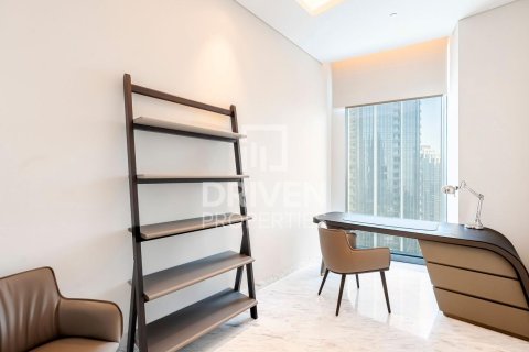 Apartament de închiriat în Downtown Dubai (Downtown Burj Dubai), Dubai, EAU 4 dormitoare, 480.87 mp.  №765497 - poză 23