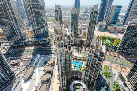 Apartament de închiriat în Downtown Dubai (Downtown Burj Dubai), Dubai, EAU 4 dormitoare, 480.87 mp.  №765497 - poză 19