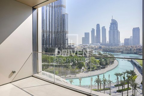 Apartament de închiriat în Downtown Dubai (Downtown Burj Dubai), Dubai, EAU 4 dormitoare, 480.87 mp.  №765497 - poză 7