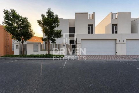 Βίλα σε Jumeirah Park, Dubai, ΗΑΕ 5 υπνοδωμάτια, 560.95 τ.μ. Αρ. 765494 - φωτογραφία 5