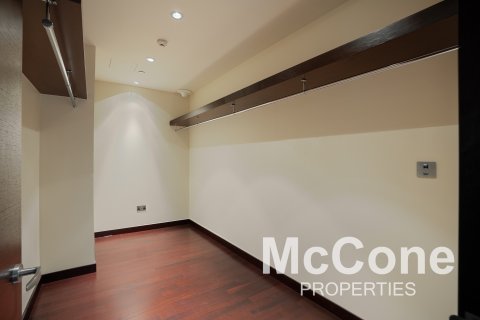 Apartament në Downtown Dubai (Downtown Burj Dubai), Emiratet e Bashkuara Arabe 2 dhoma gjumi, 191.01 m2. № 587240 - Foto 24